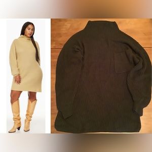 Aritzia Wilfred Montpellier Style Dress with Large Pocket
Gun Metal Green